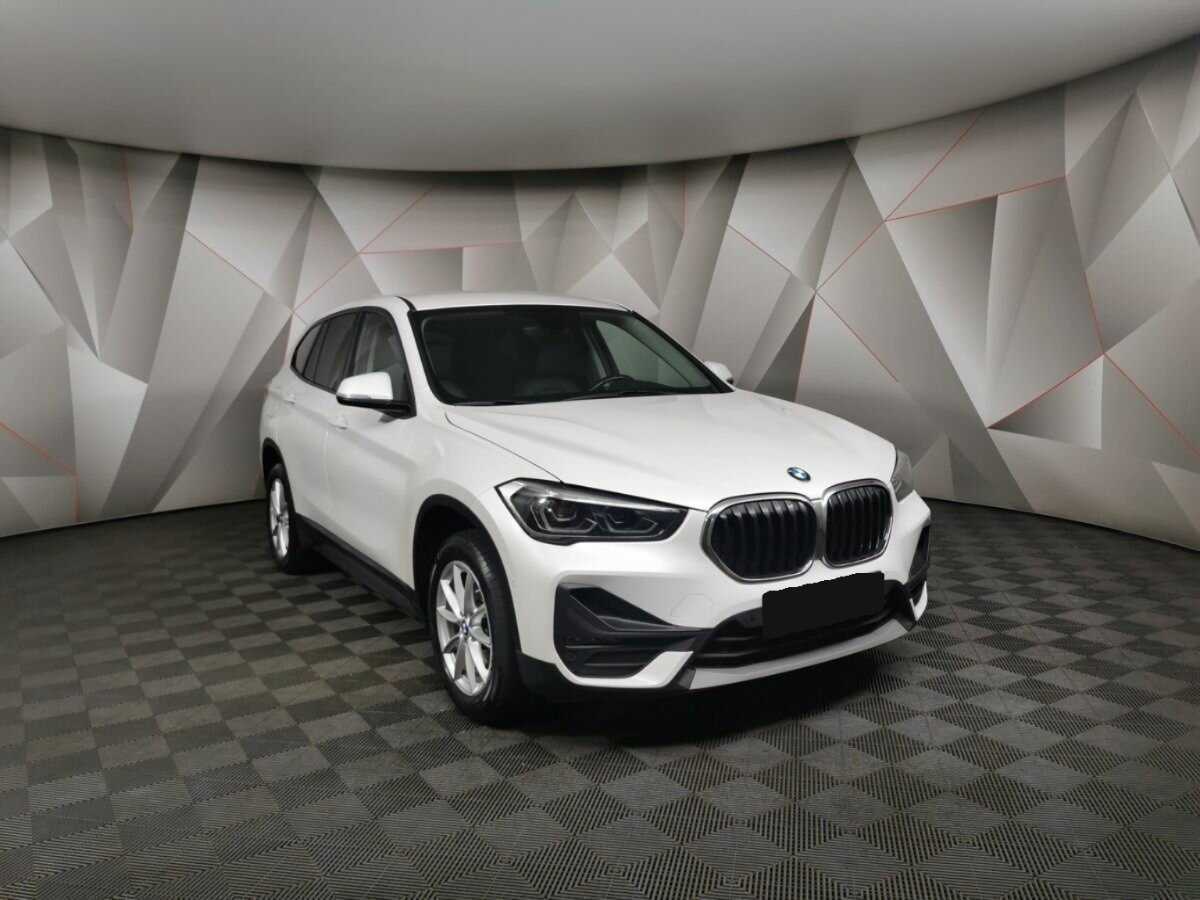BMW X1 18i sDrive, 2020 Фото №3