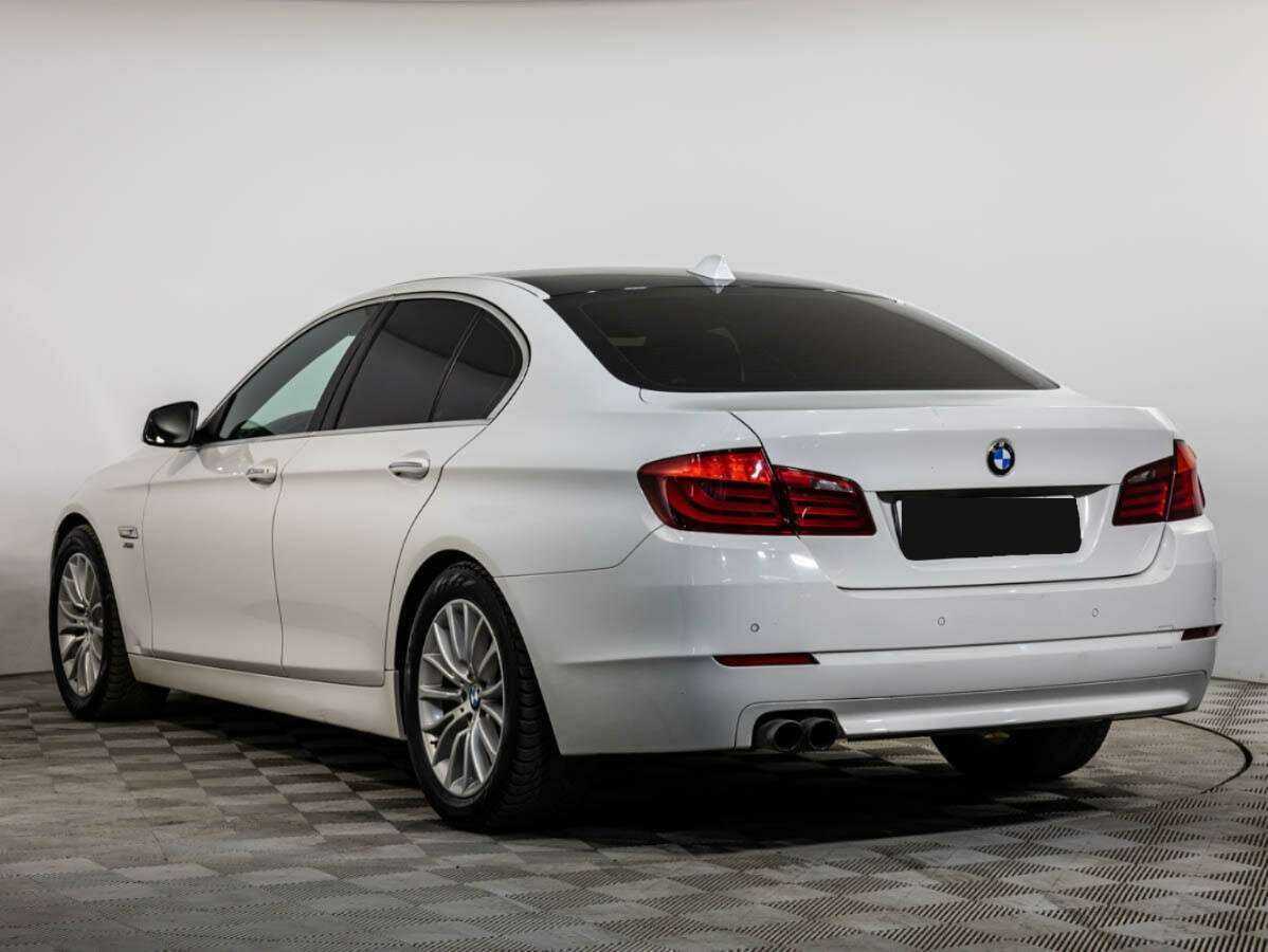 BMW 5 серии 525d xDrive, 2012 Фото №6