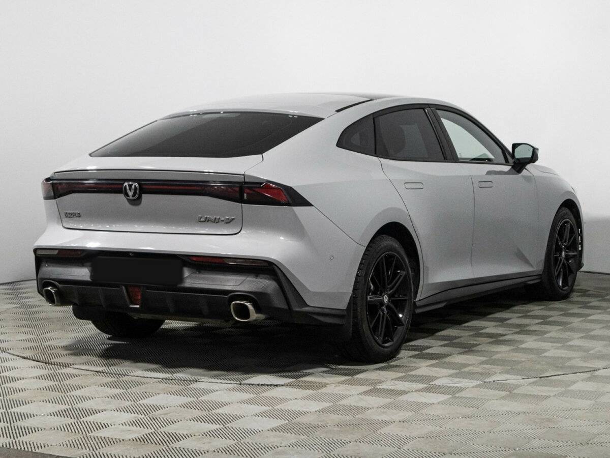 Changan UNI-V, 2023 Фото №5