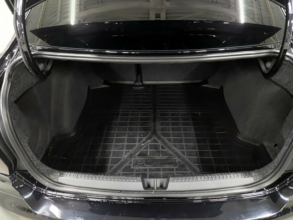 Volkswagen Polo V Рестайлинг, 2016 Фото №9