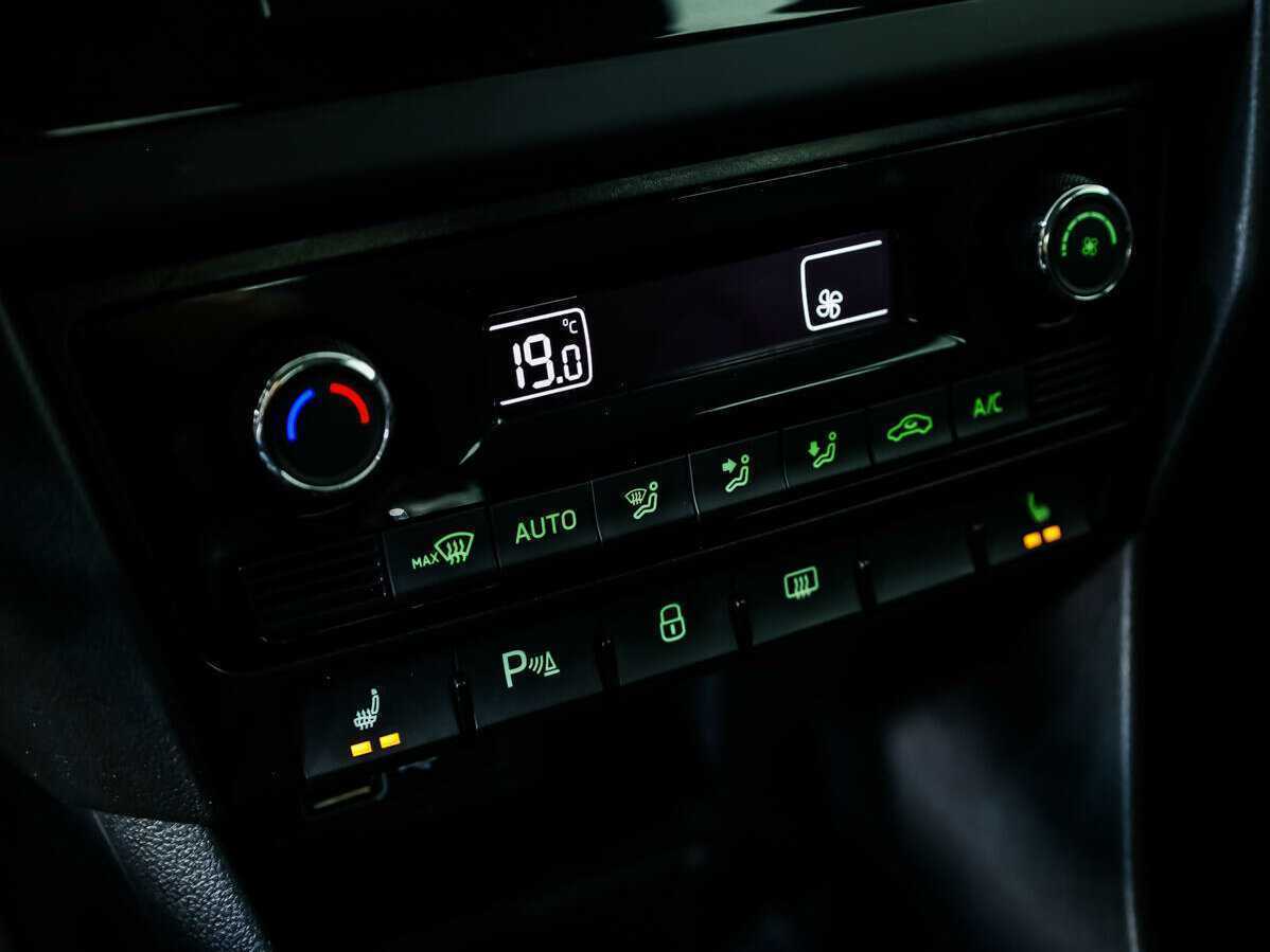 Skoda Rapid, 2018 Фото №14