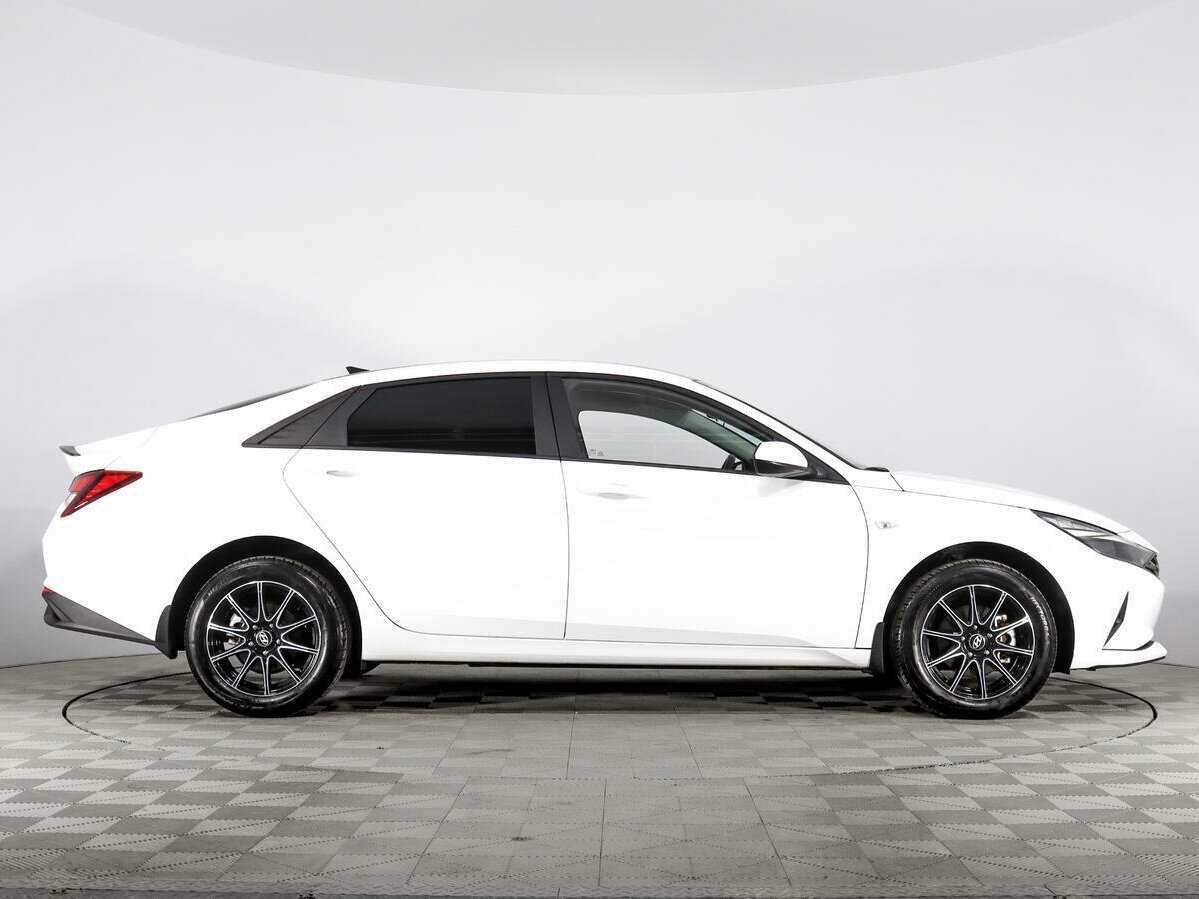 Hyundai Elantra, 2021 Фото №4