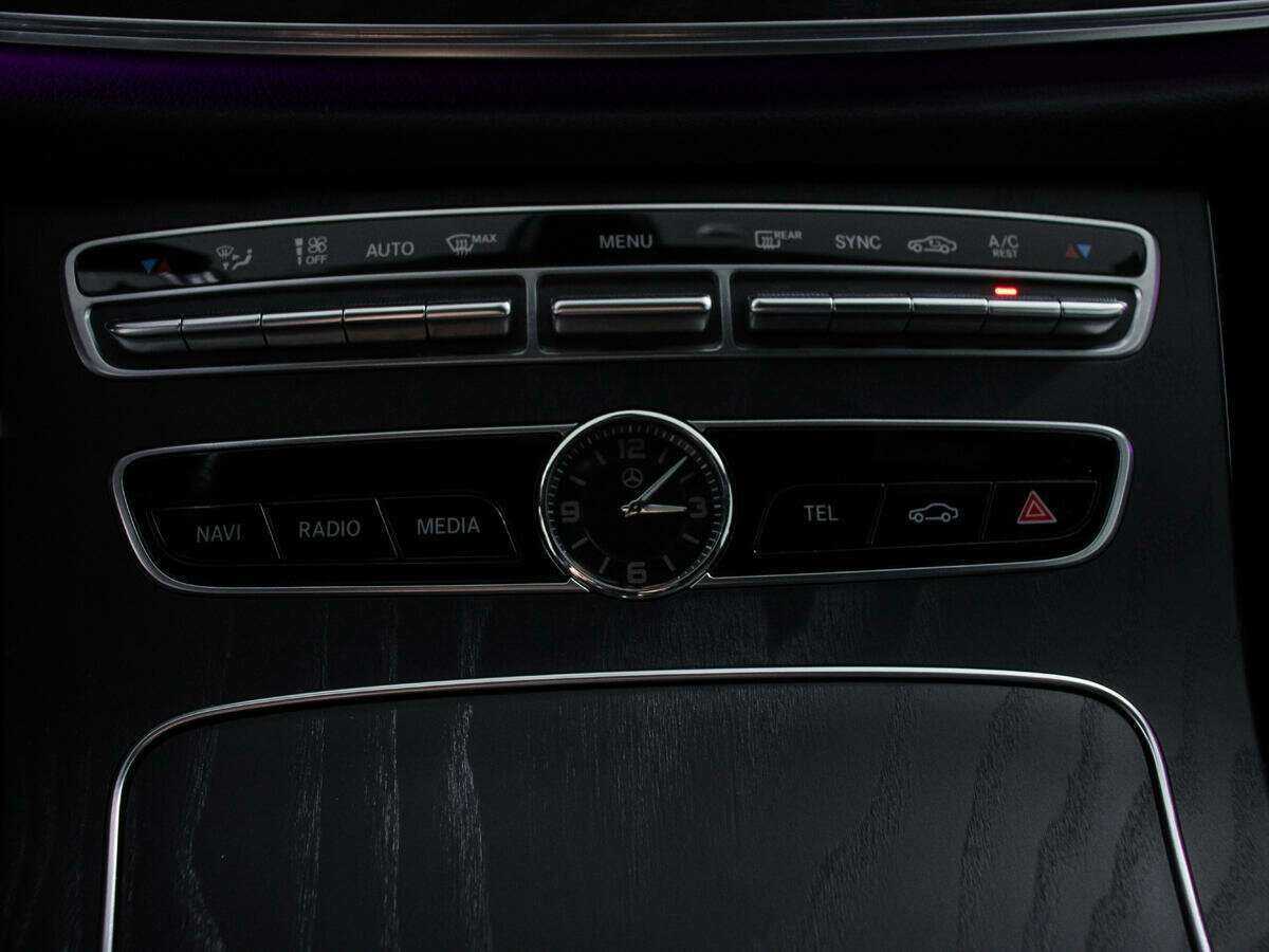 Mercedes-Benz E-Класс 200, 2017 Фото №15