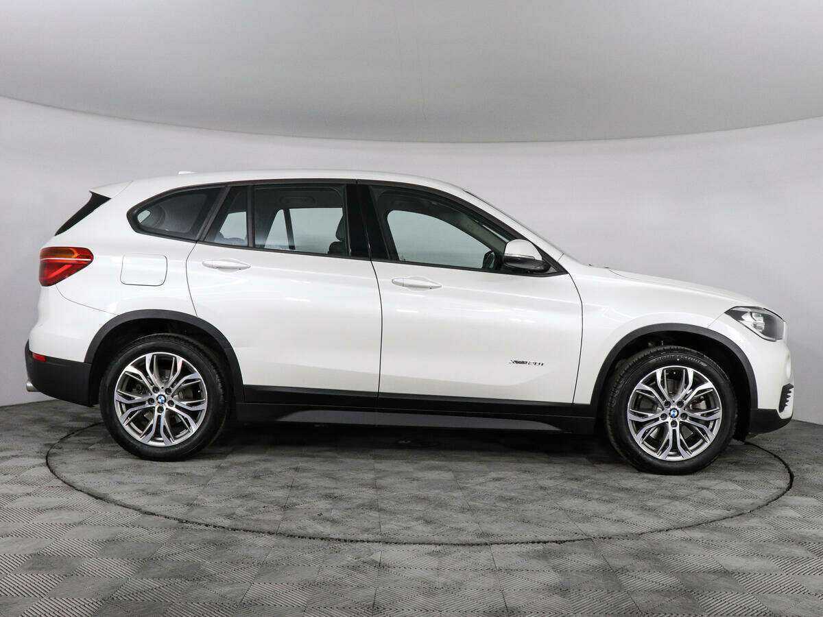 BMW X1 20i xDrive, 2016 Фото №6