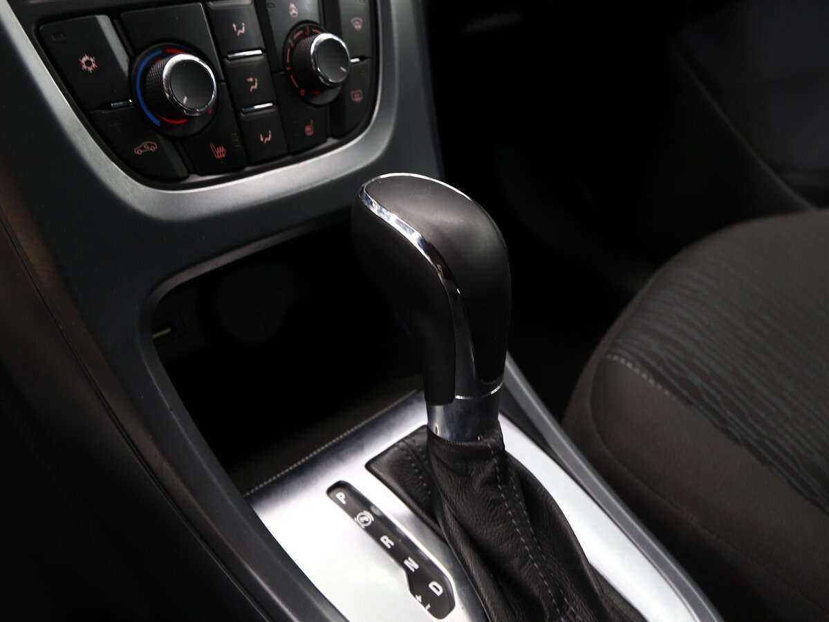 Opel Astra GTC, 2012 Фото №8