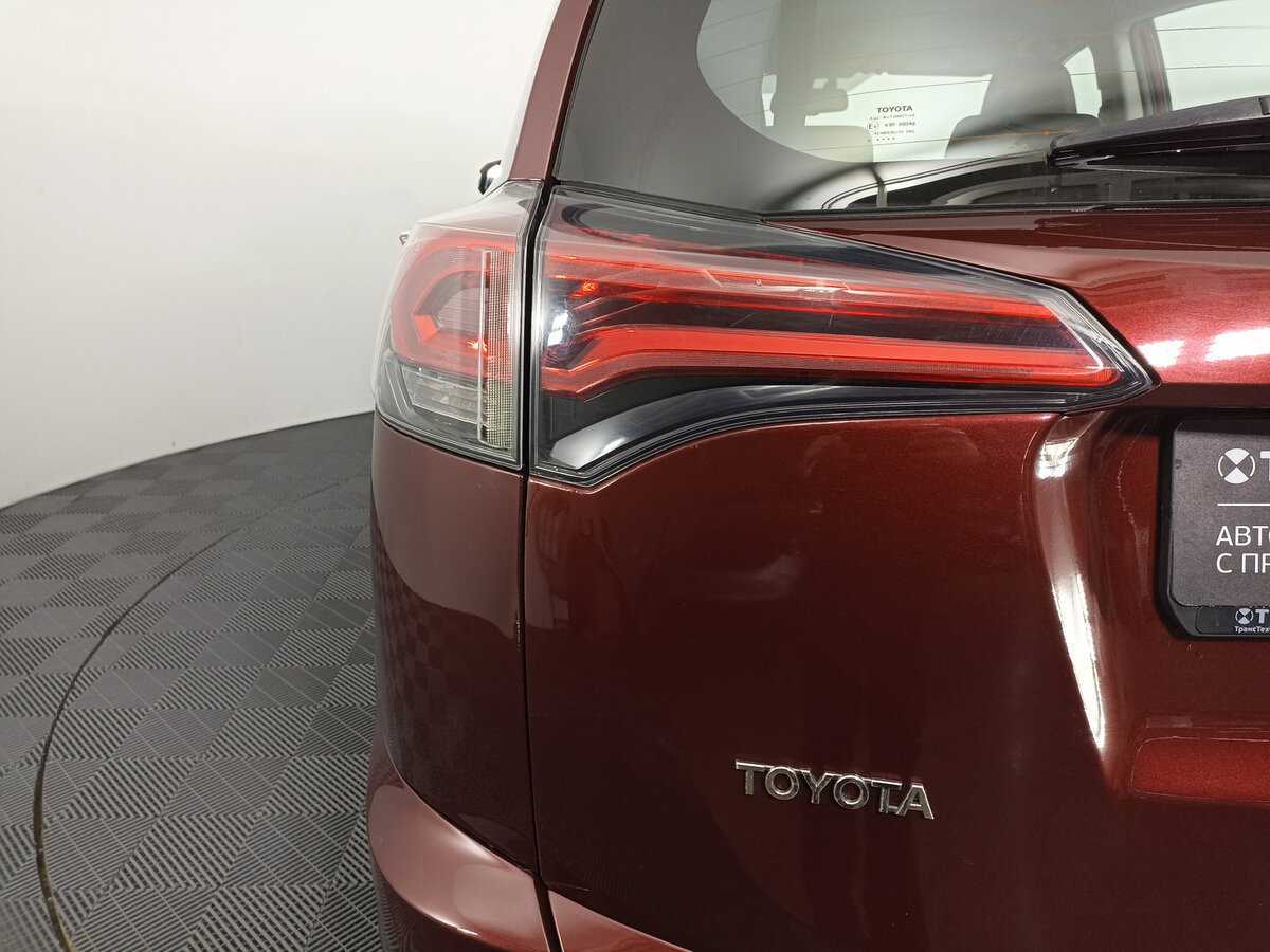 Toyota RAV4, 2018 Фото №9