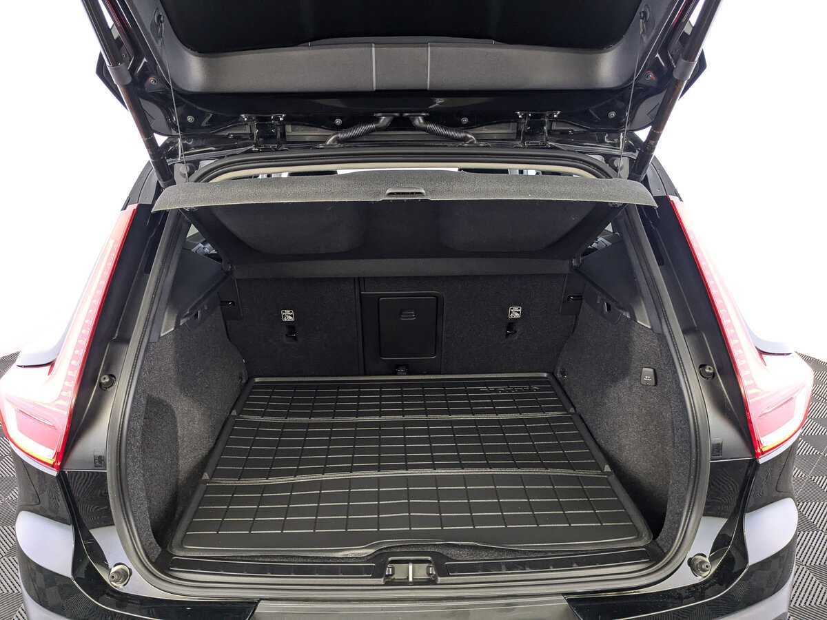 Volvo XC40, 2021 Фото №10