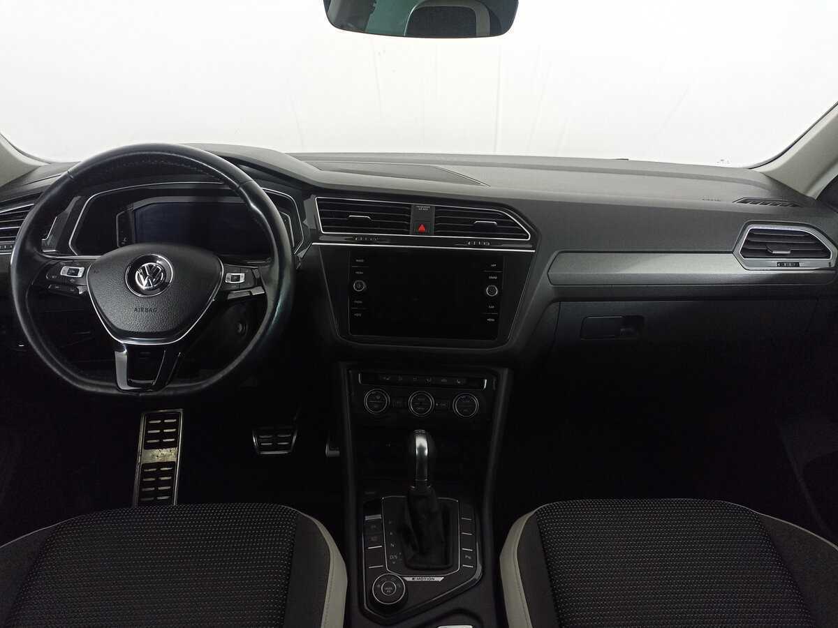 Volkswagen Tiguan, 2019 Фото №14