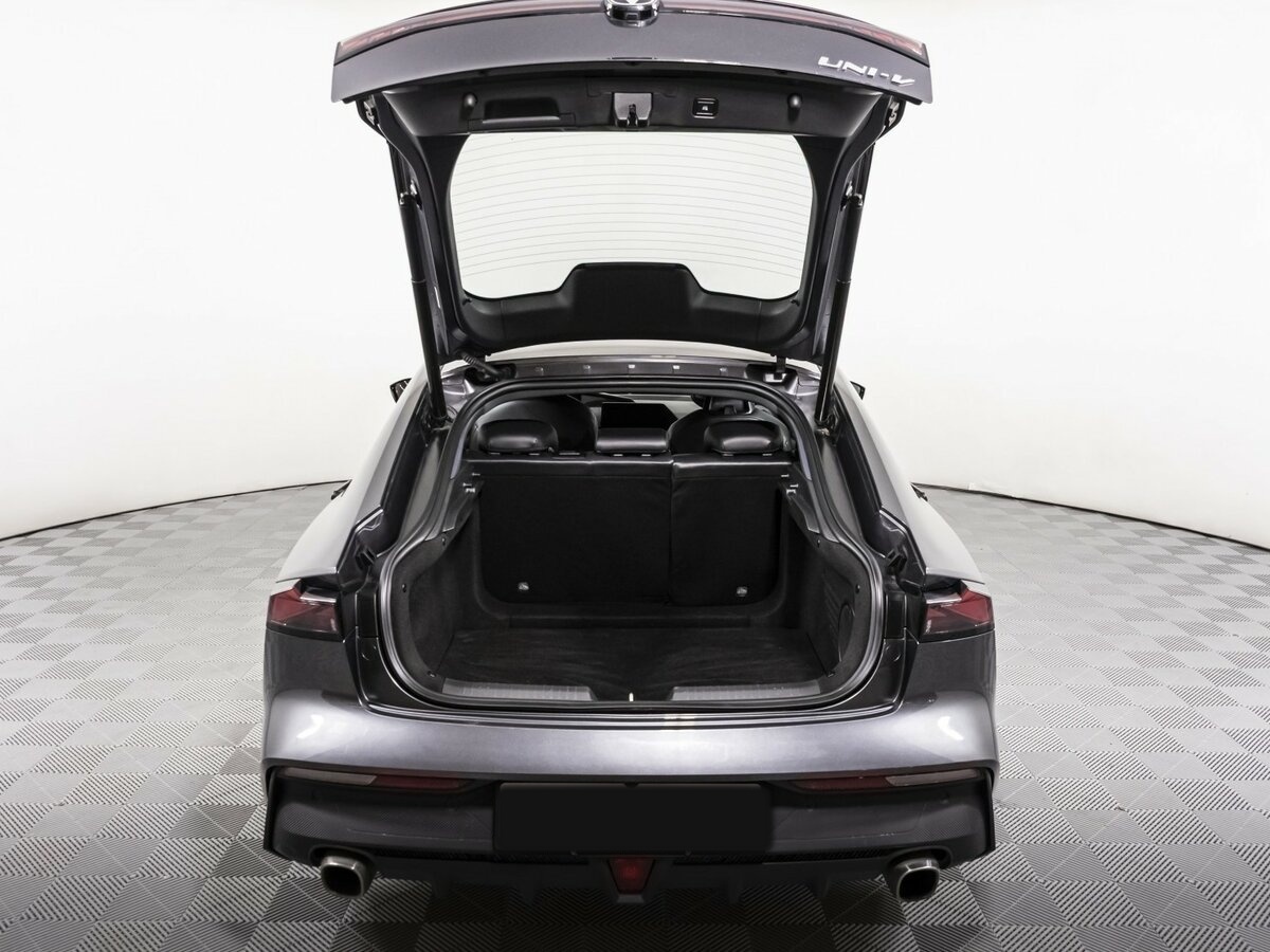 Changan UNI-V I, 2023 Фото №22