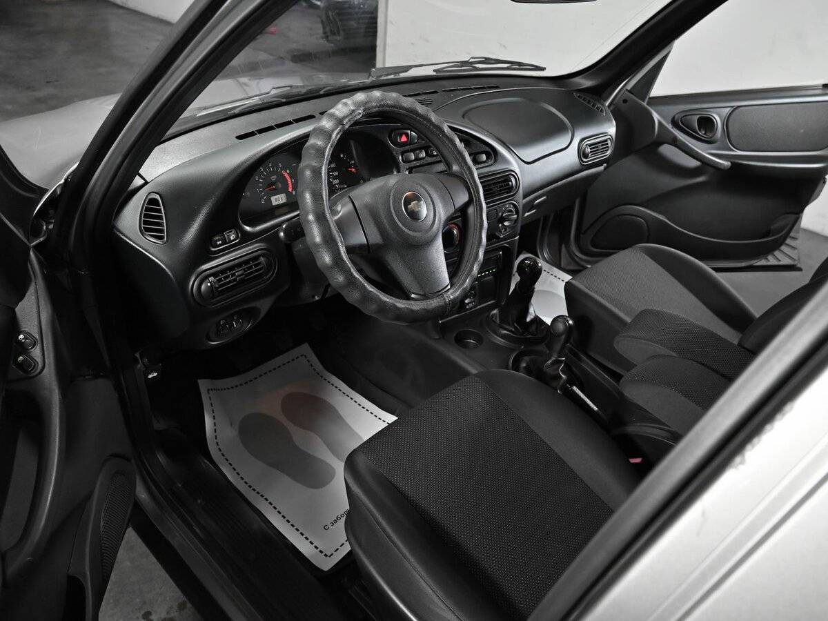 Chevrolet Niva, 2014 Фото №8