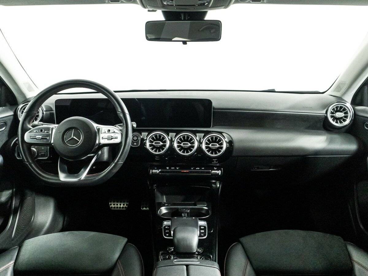 Mercedes-Benz A-Класс 200, 2018 Фото №13