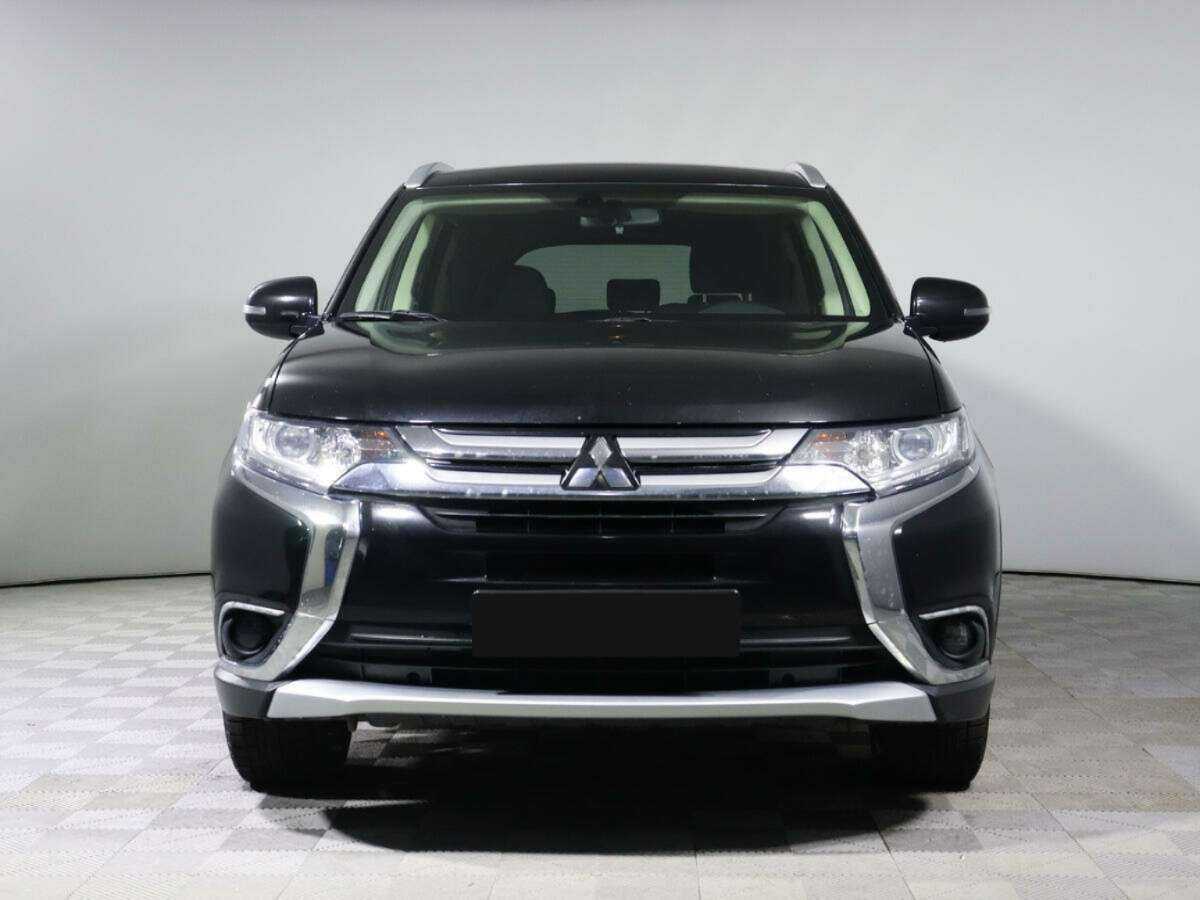 Mitsubishi Outlander, 2018 Фото №2