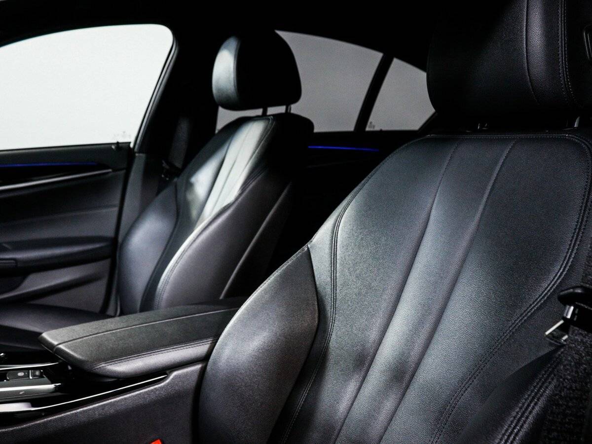 BMW 5 серии 520d xDrive, 2018 Фото №17