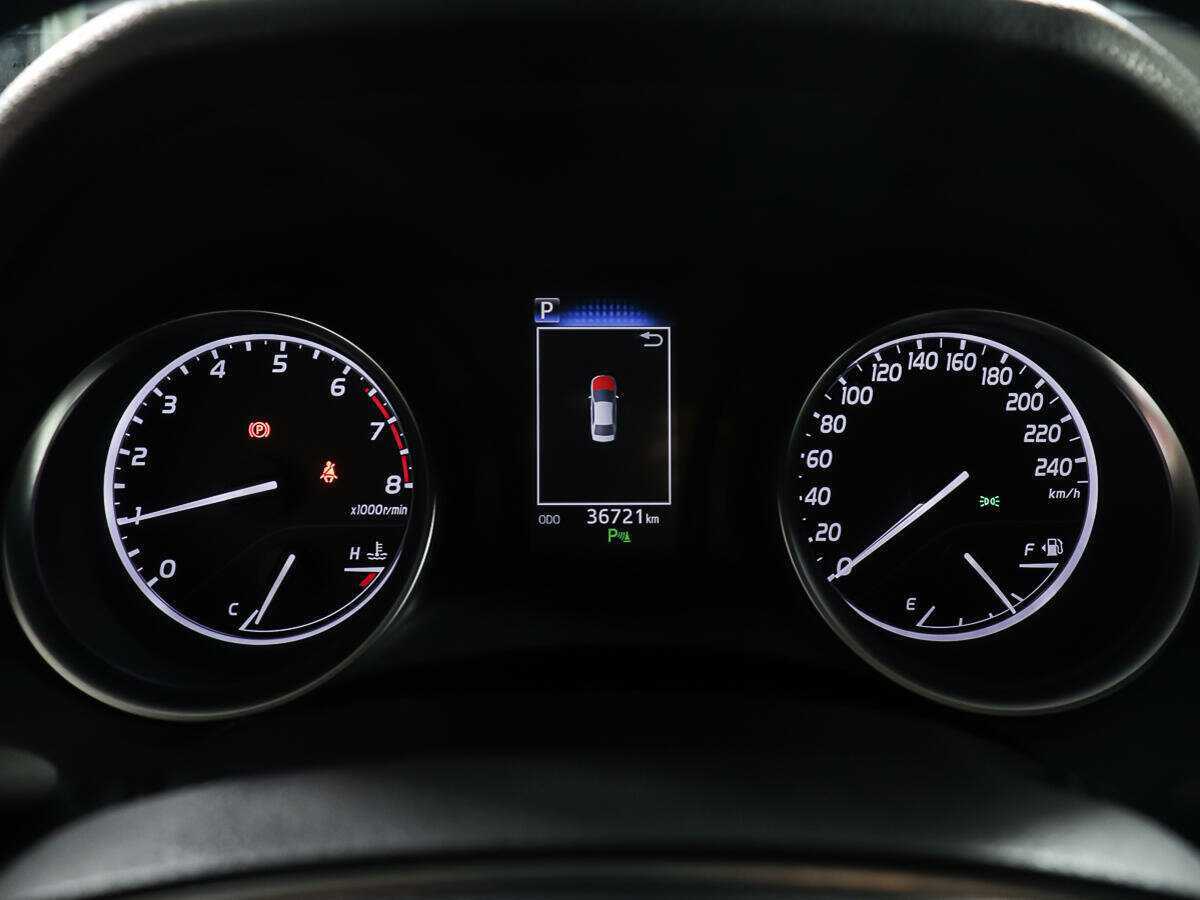 Toyota Camry, 2020 Фото №12