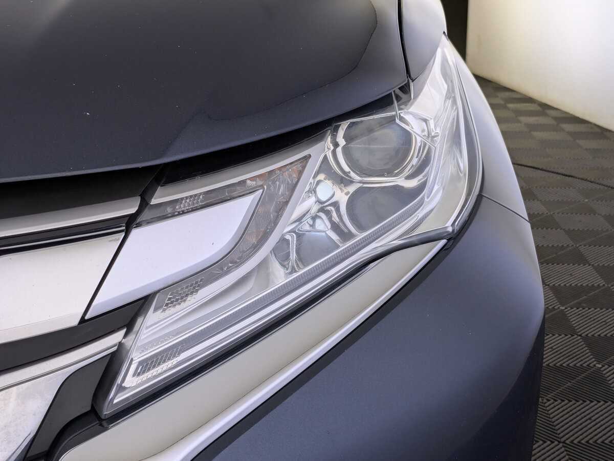 Mitsubishi Pajero Sport, 2019 Фото №15