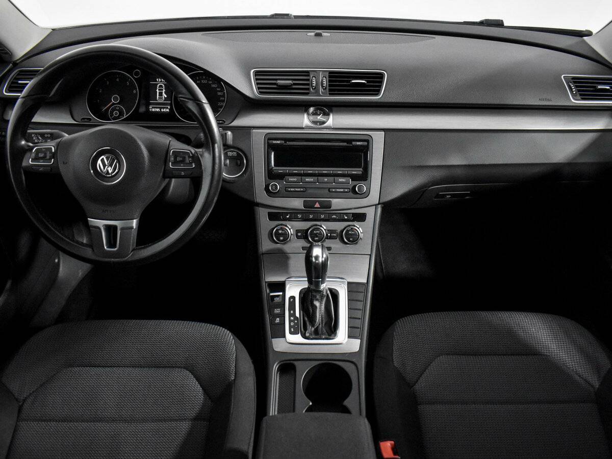 Volkswagen Passat, 2012 Фото №12