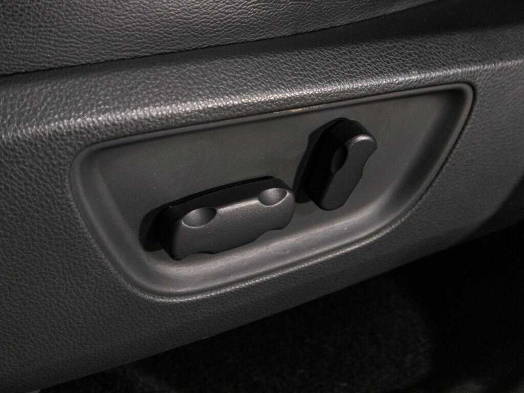 Mitsubishi Pajero Sport, 2018 Фото №15