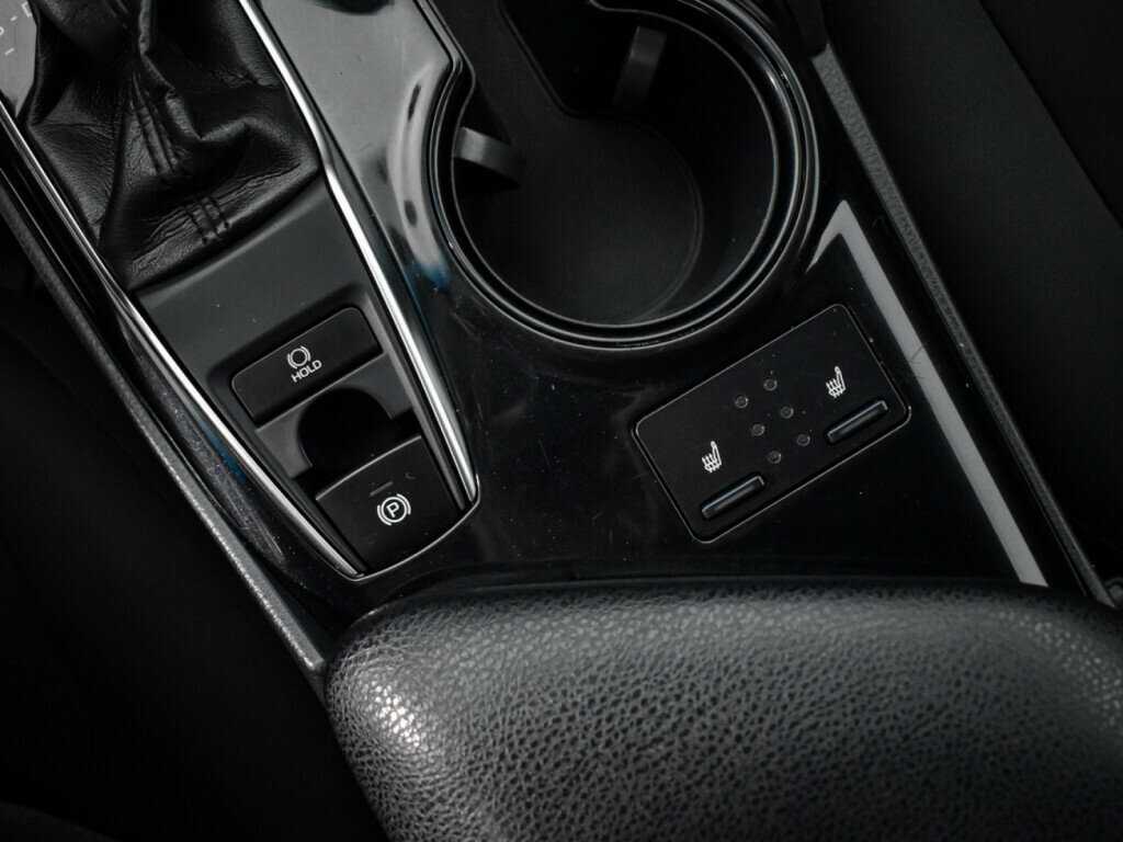 Toyota Camry, 2018 Фото №9