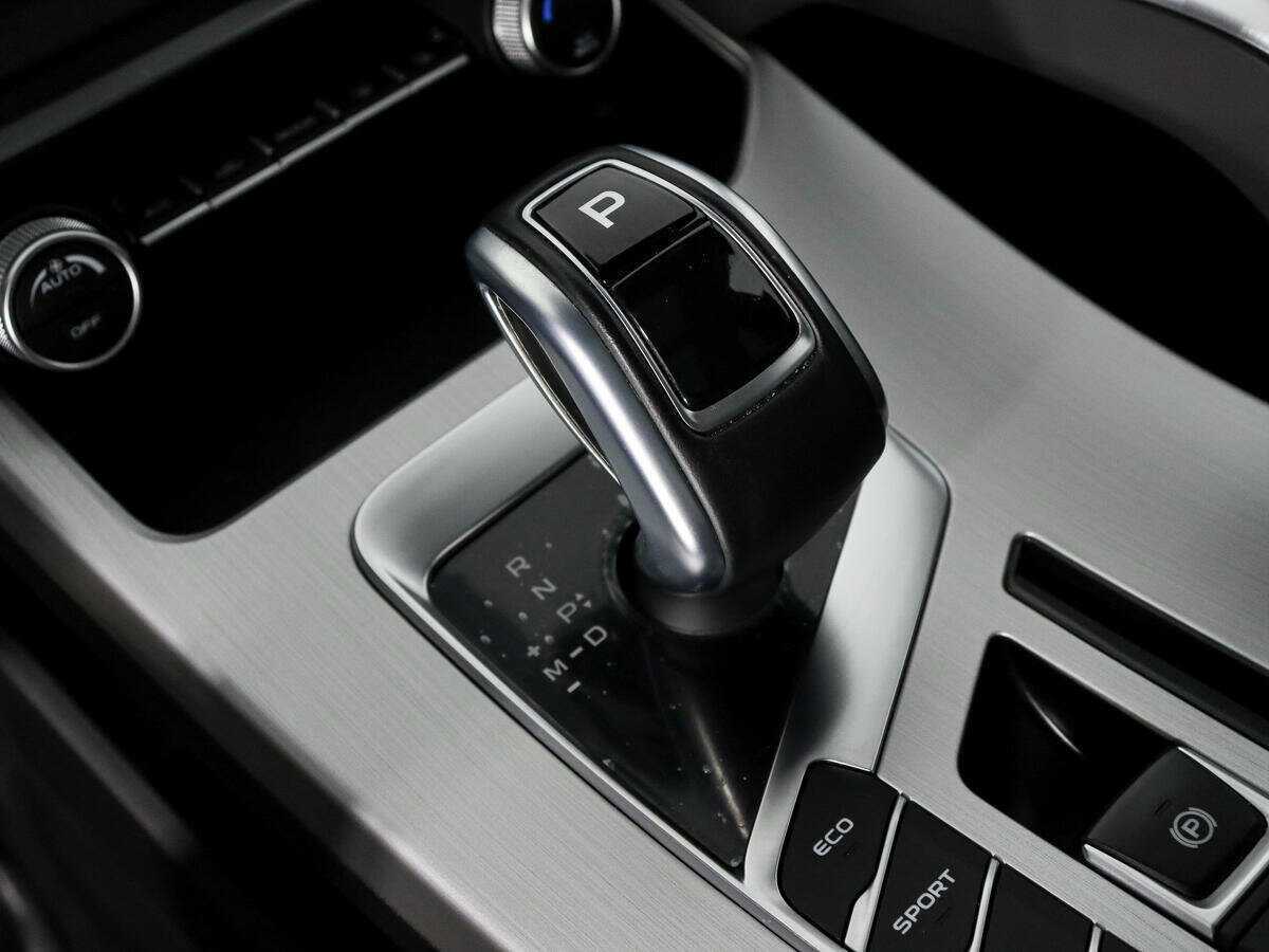 Geely Coolray, 2022 Фото №9