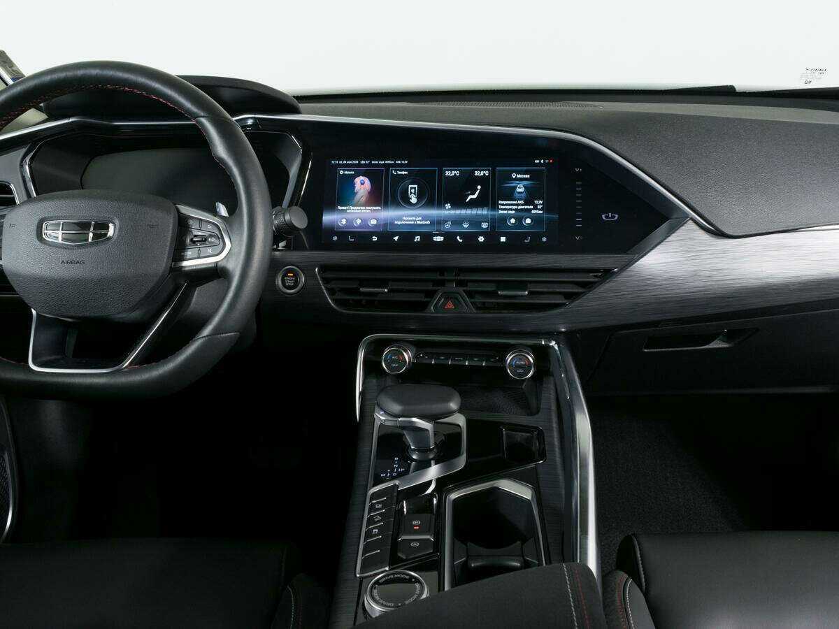 Geely Tugella, 2022 Фото №8