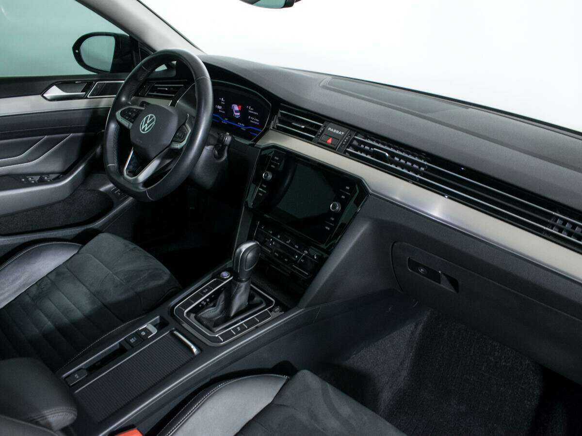 Volkswagen Passat, 2021 Фото №9