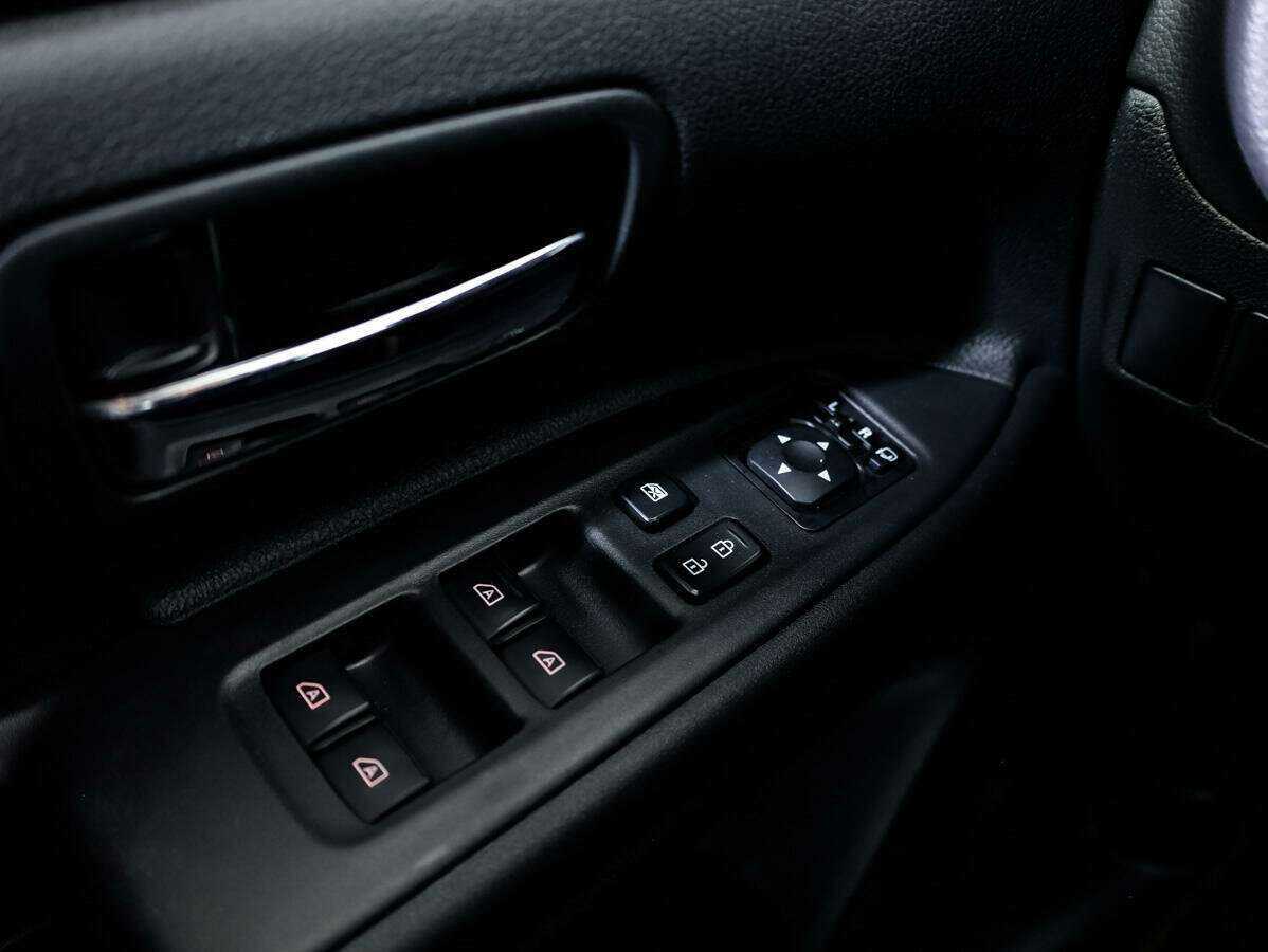 Mitsubishi Outlander, 2018 Фото №25