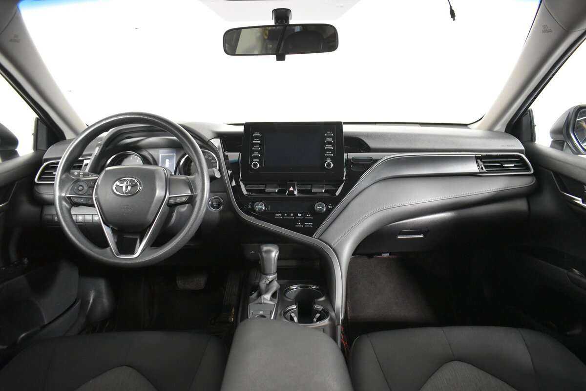 Toyota Camry, 2021 Фото №11
