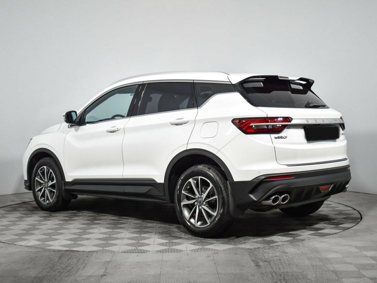 Geely Coolray, 2023 Фото №7