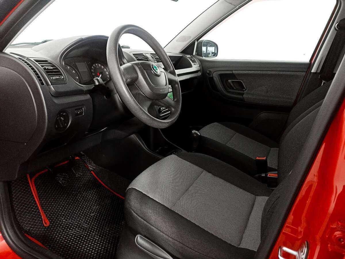 Skoda Fabia, 2012 Фото №13