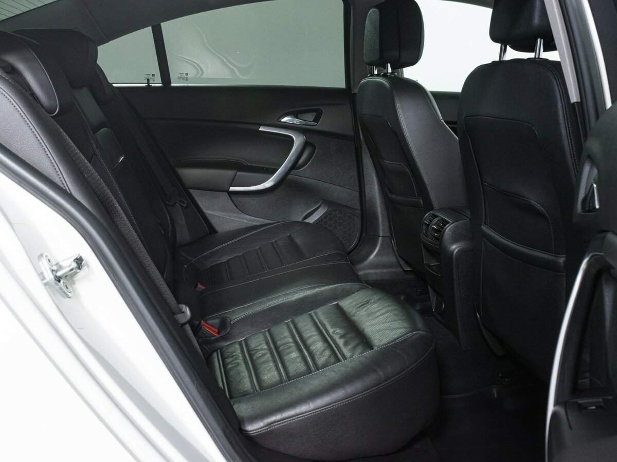 Opel Insignia, 2012 Фото №12