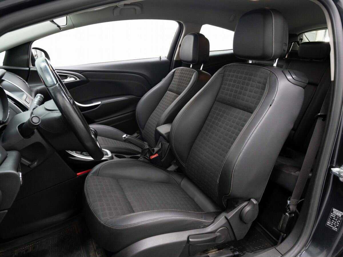 Opel Astra GTC, 2013 Фото №9