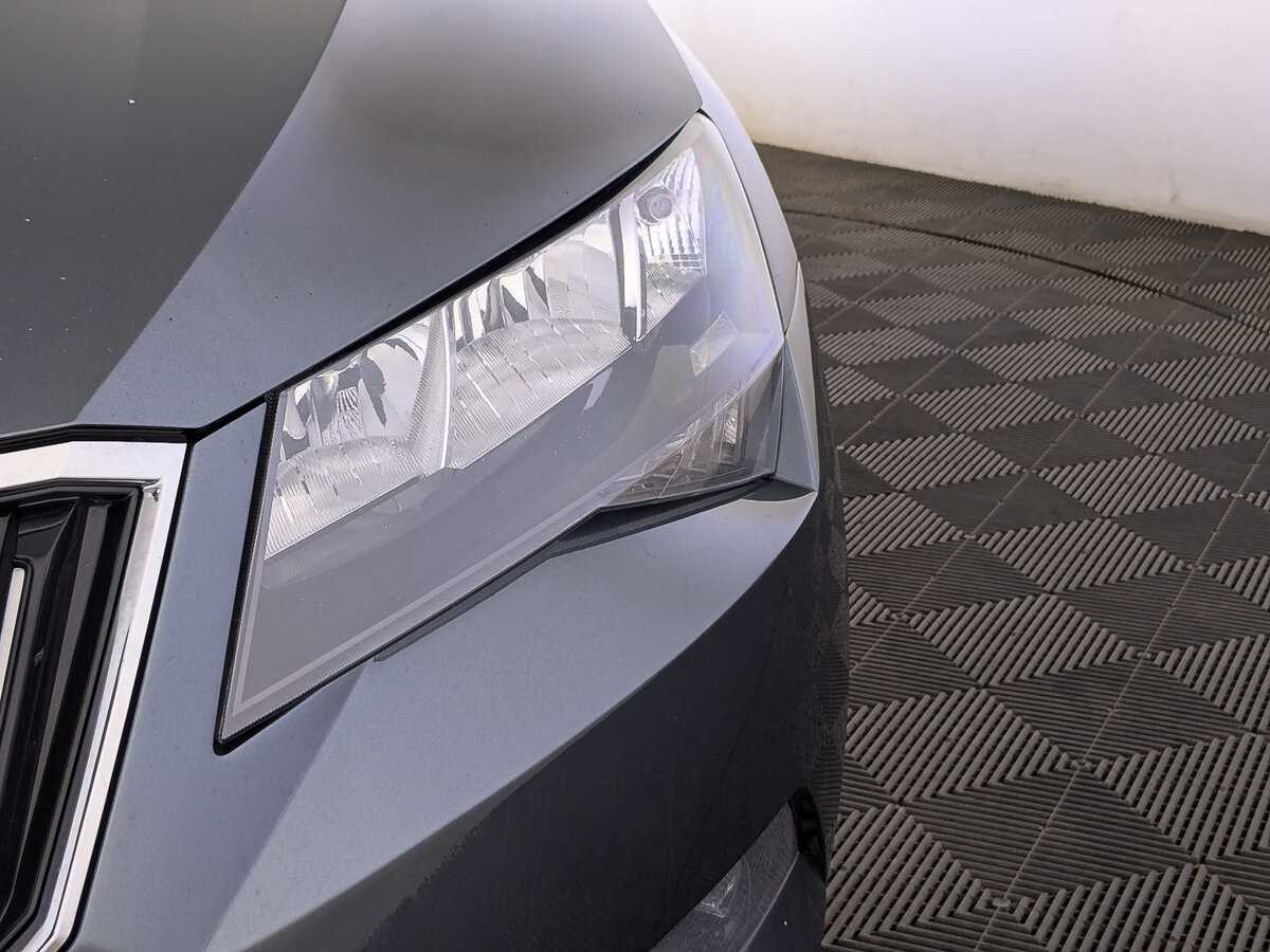 Skoda Superb, 2018 Фото №11