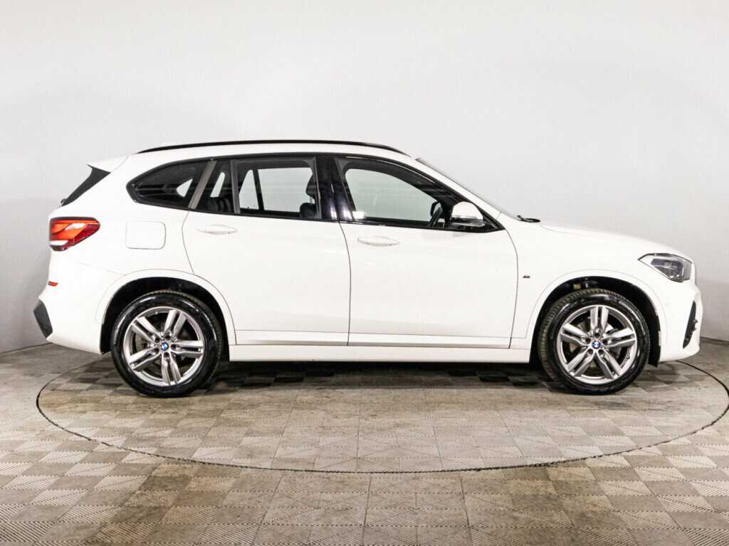 BMW X1 18d xDrive, 2021 Фото №4