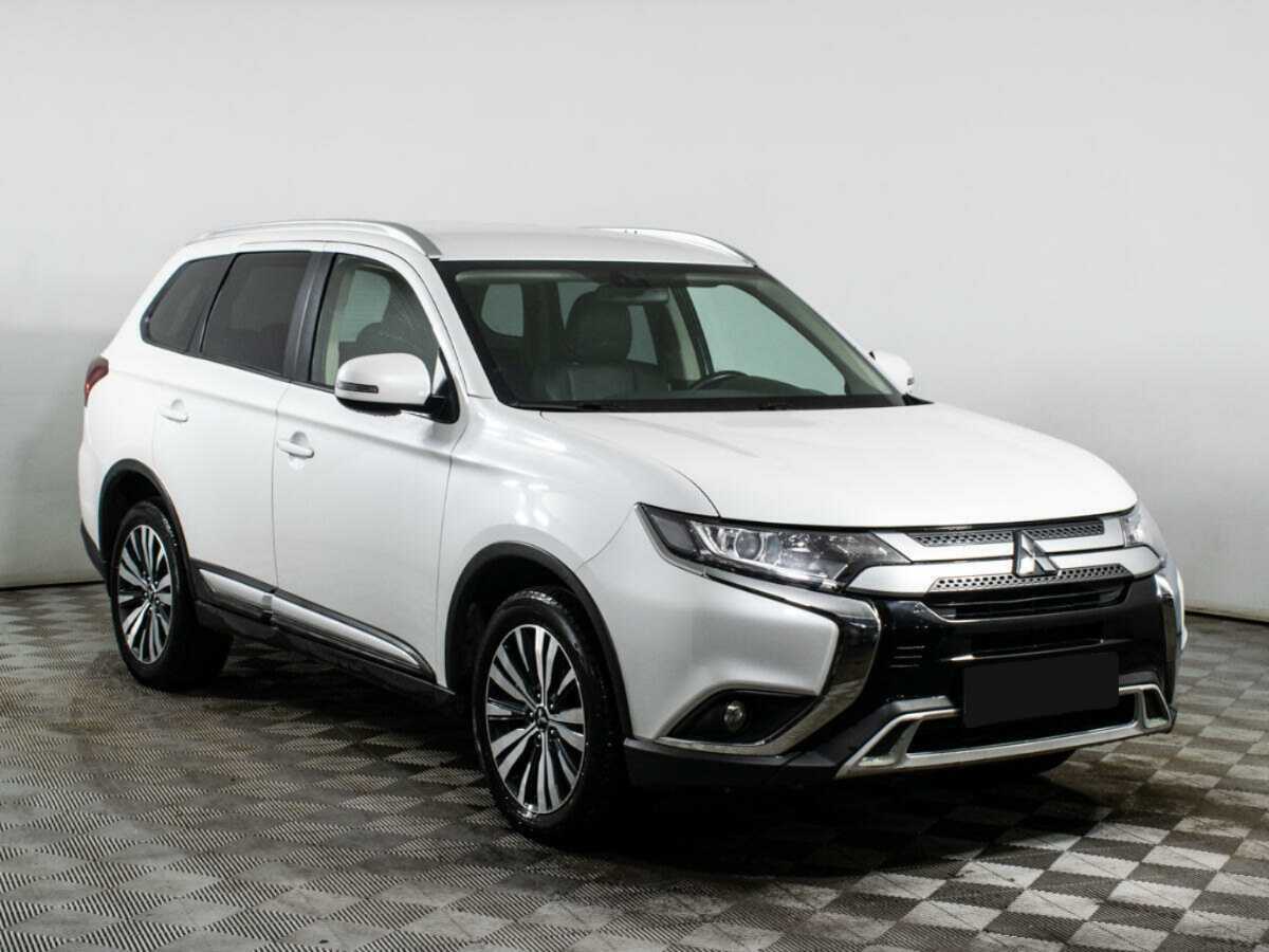 Mitsubishi Outlander, 2020 Фото №3