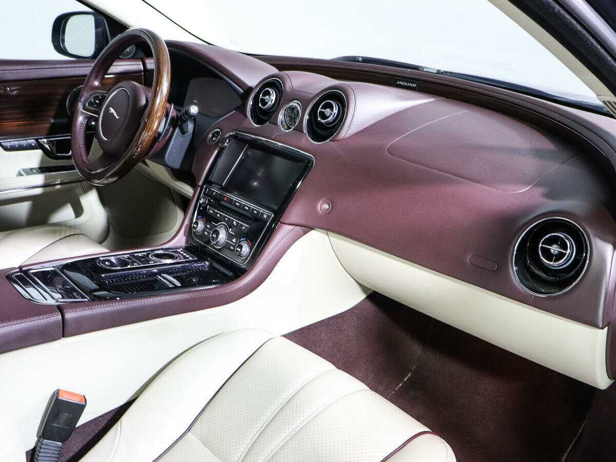 Jaguar XJ Long, 2014 Фото №8