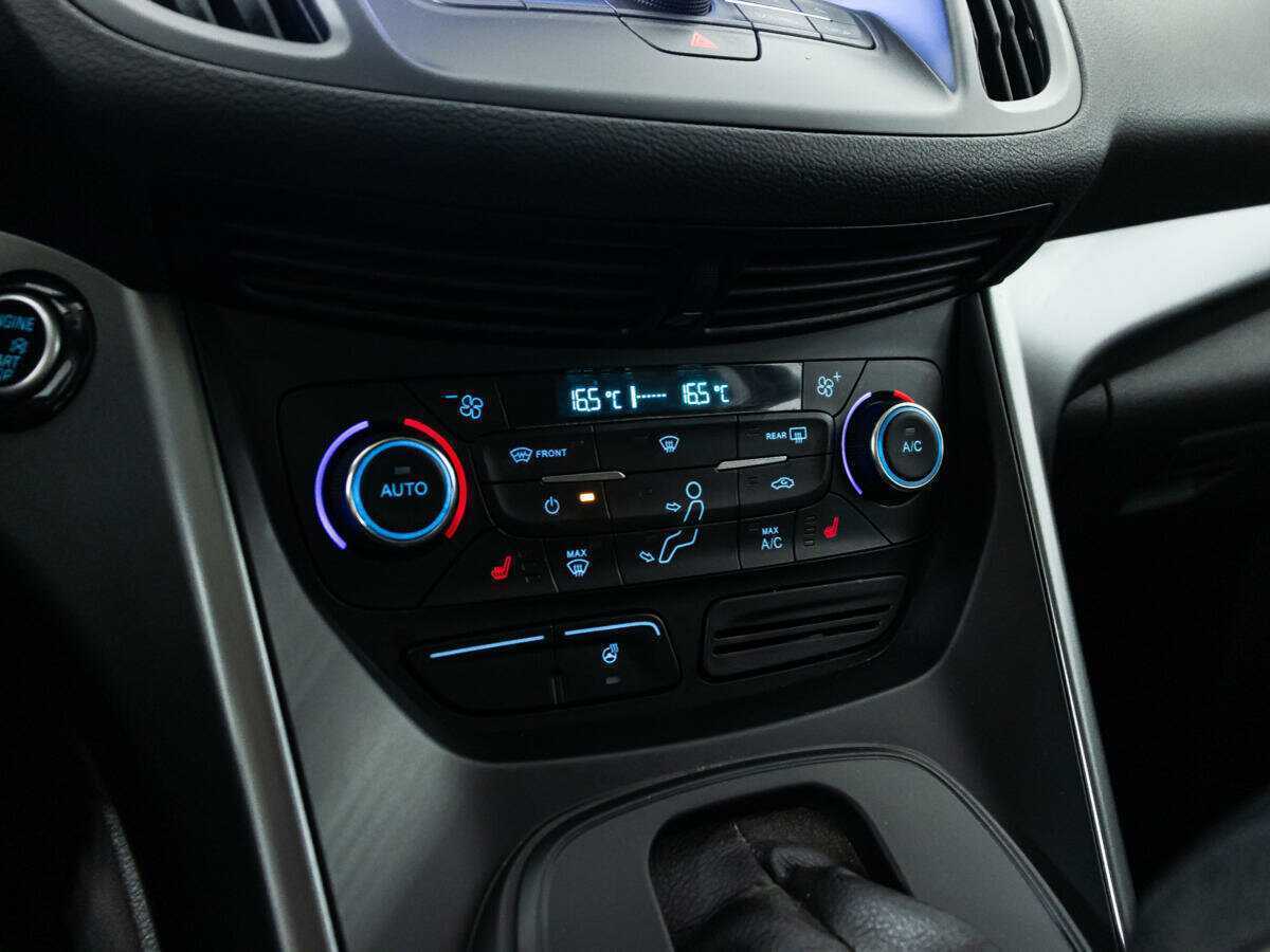 Ford Kuga, 2017 Фото №15