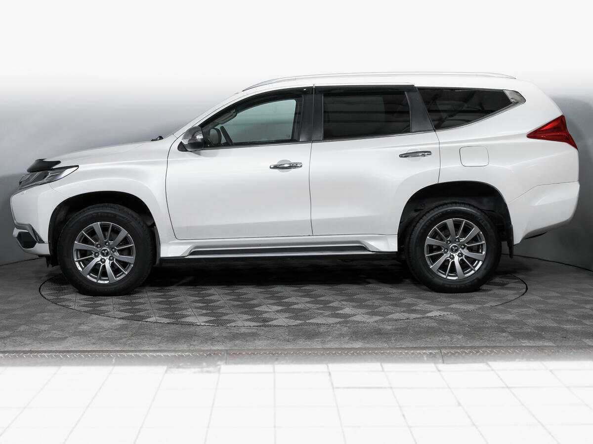 Mitsubishi Pajero Sport, 2018 Фото №8