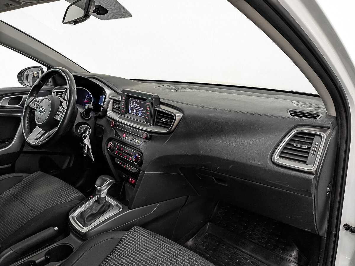 Kia Ceed, 2018 Фото №11