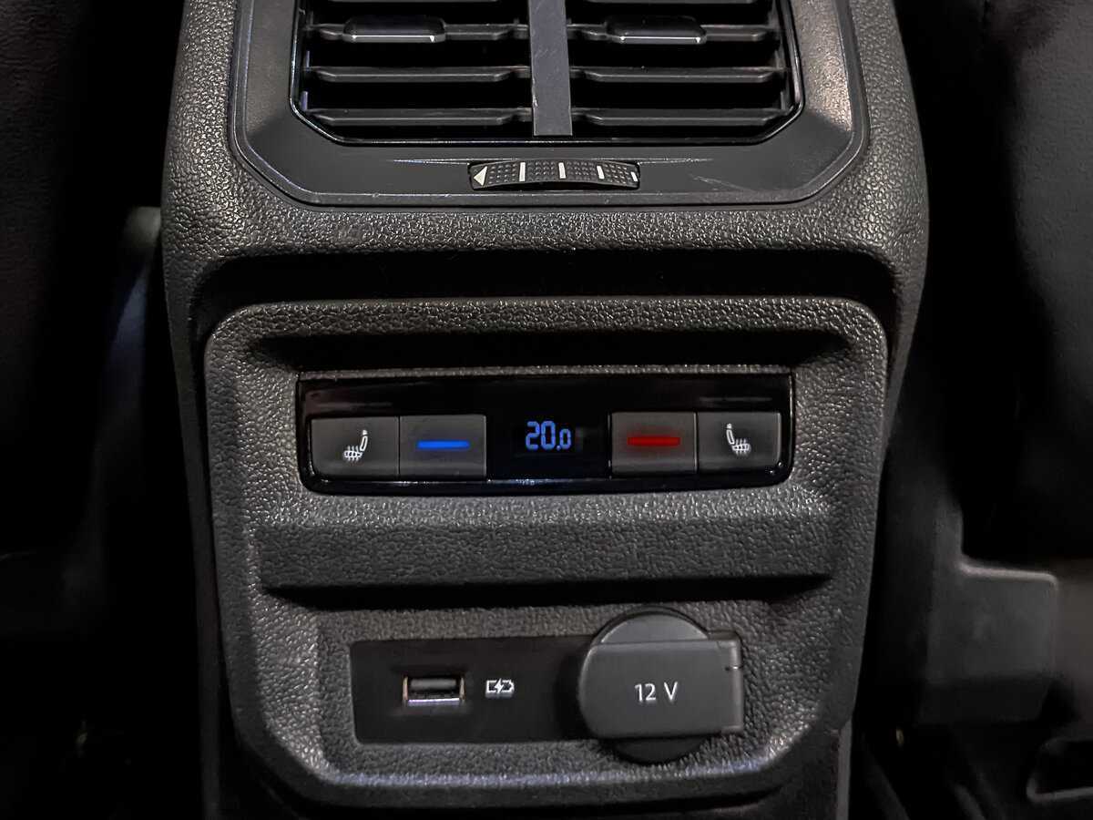 Volkswagen Tiguan, 2018 Фото №27