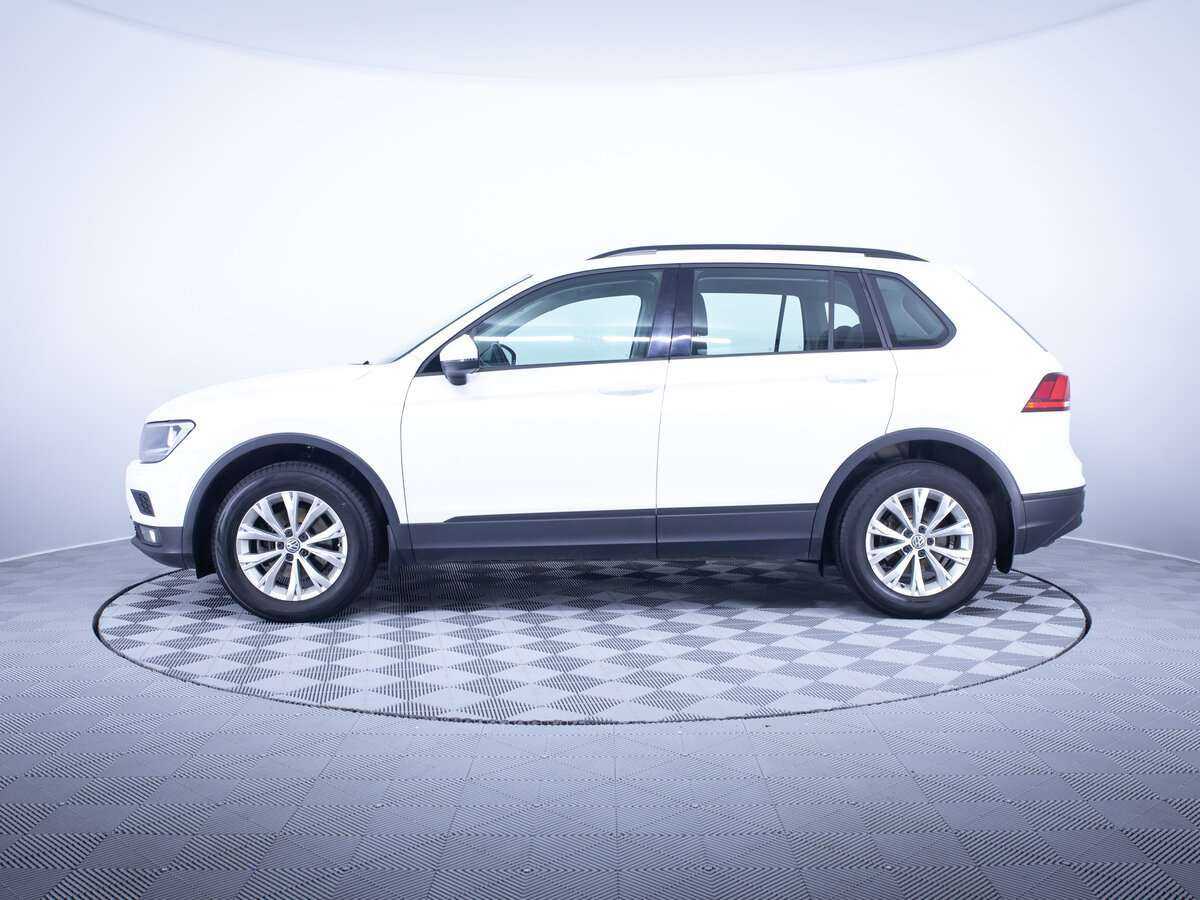 Volkswagen Tiguan, 2018 Фото №8