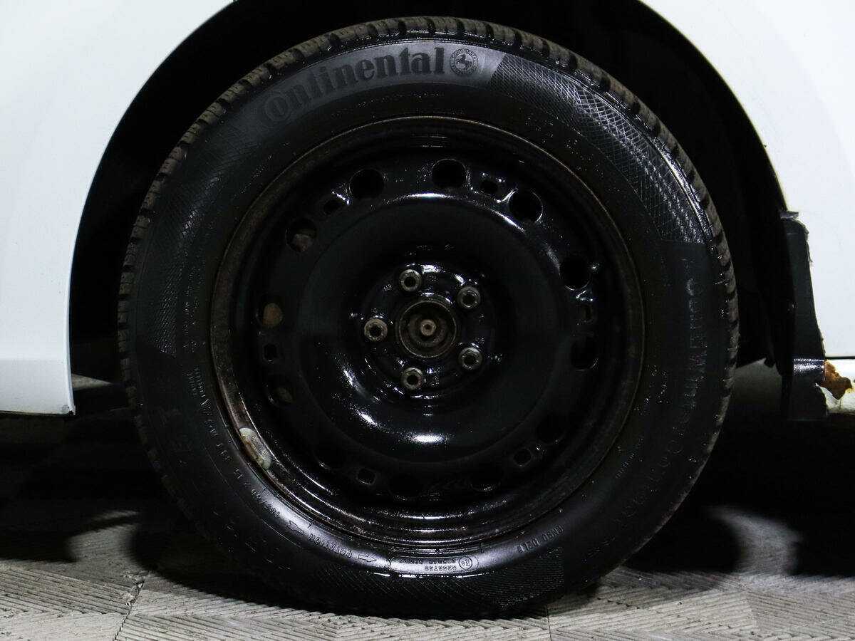 Volkswagen Polo, 2018 Фото №14