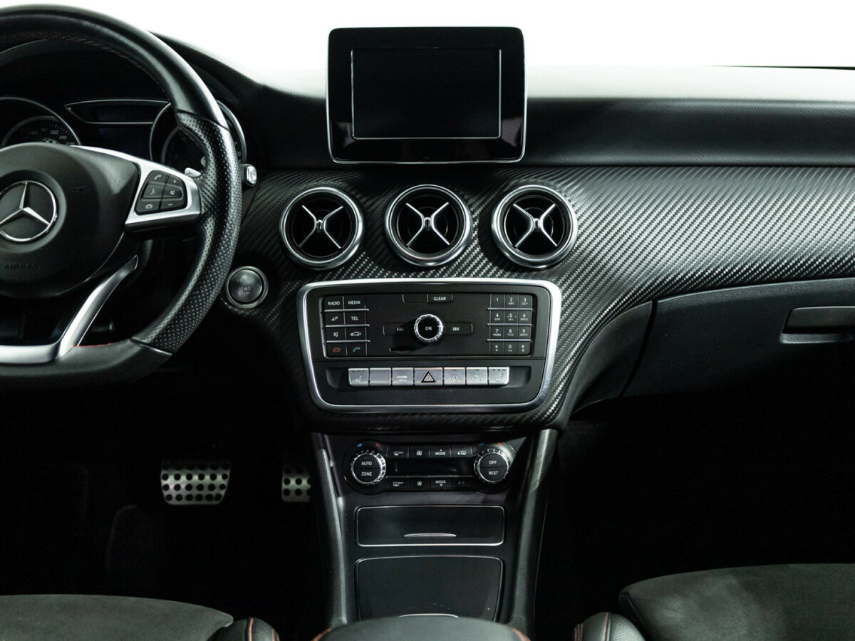 Mercedes-Benz A-Класс 200 III (W176) Рестайлинг, 2016 Фото №14