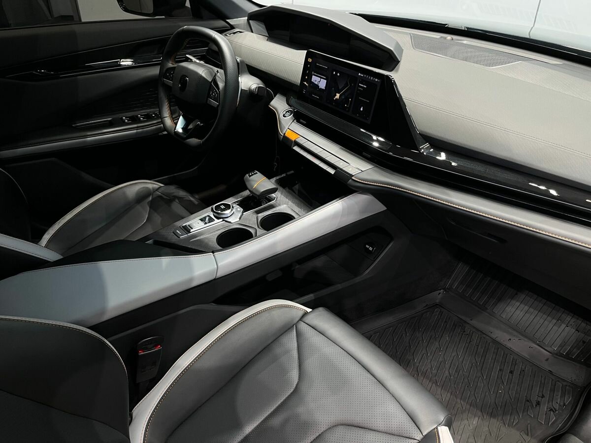 Changan UNI-V I, 2024 Фото №8