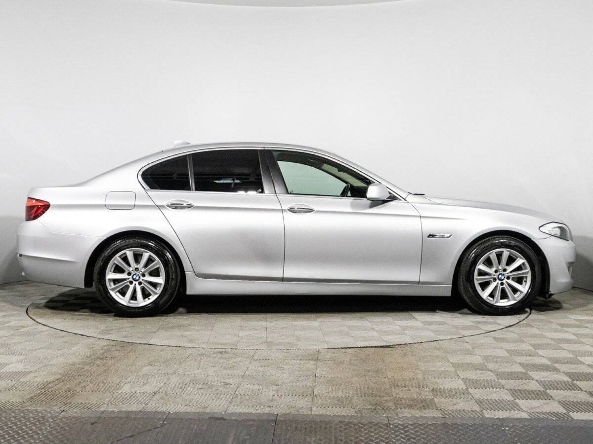 BMW 5 серии 528i xDrive, 2013 Фото №4