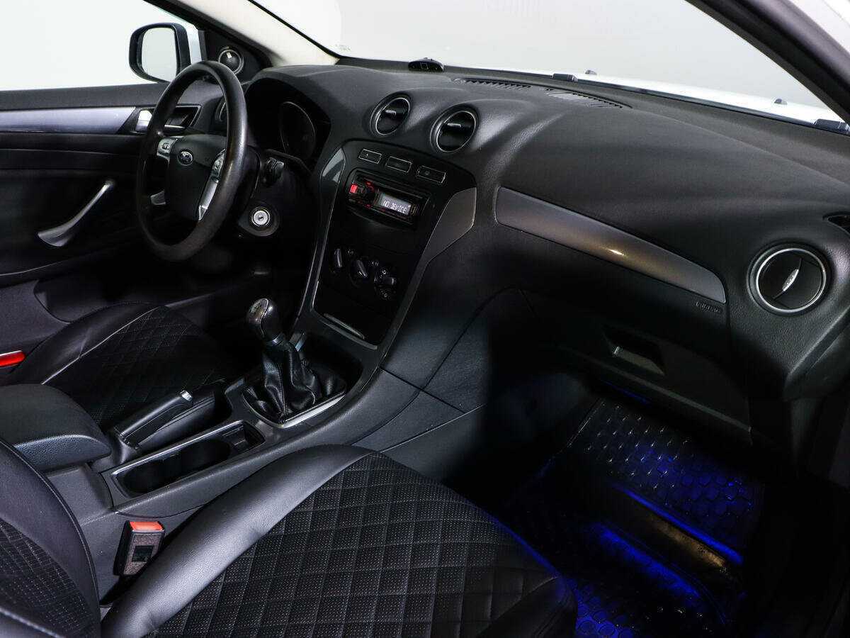 Ford Mondeo, 2012 Фото №7