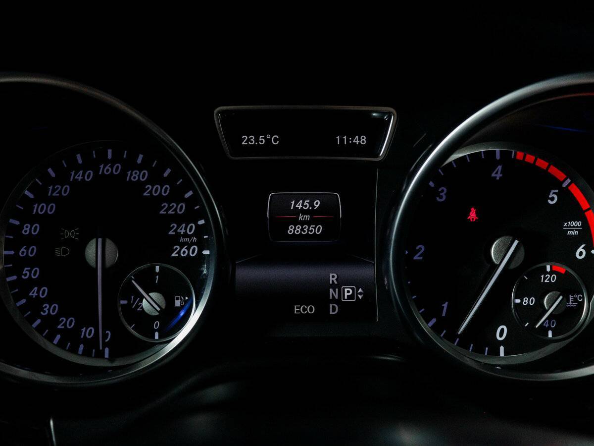 Mercedes-Benz M-Класс 350 CDI, 2015 Фото №8