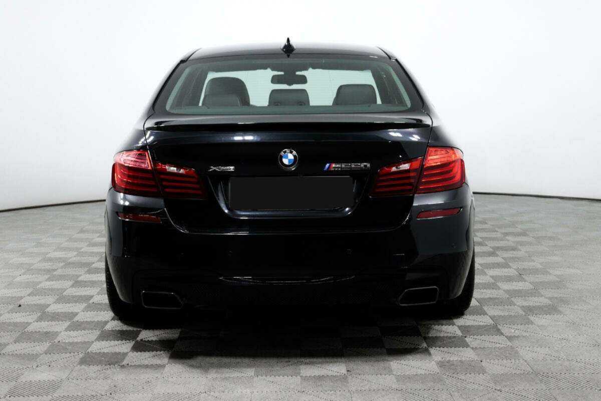 BMW 5 серии 528i xDrive, 2014 Фото №6