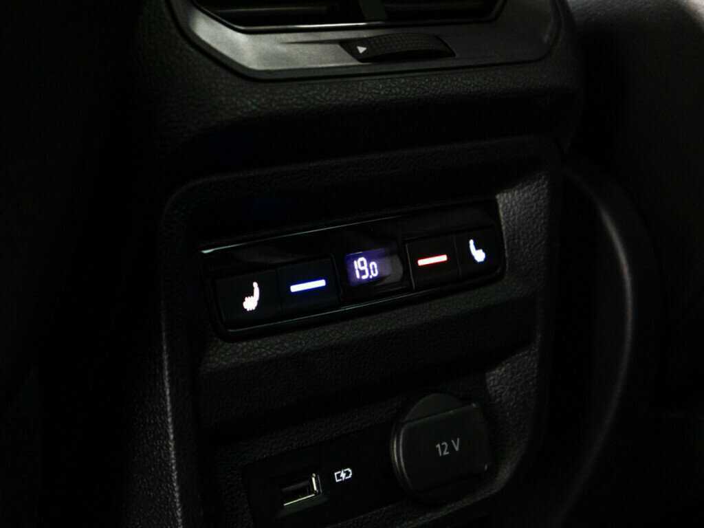 Volkswagen Tiguan, 2020 Фото №21