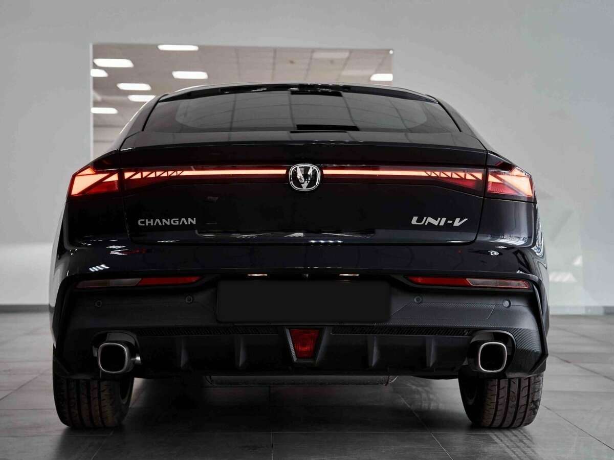 Changan UNI-V, 2024 Фото №4