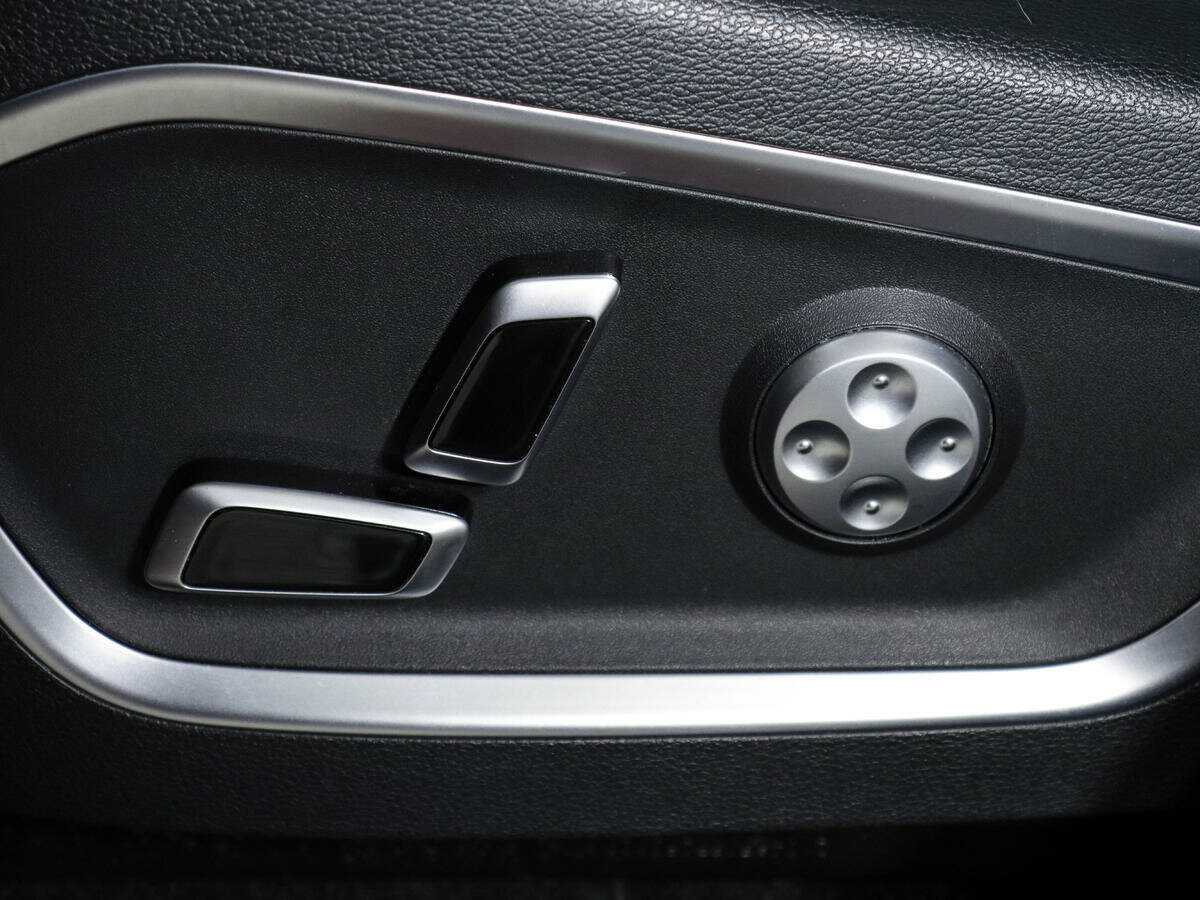 Geely Tugella, 2021 Фото №13